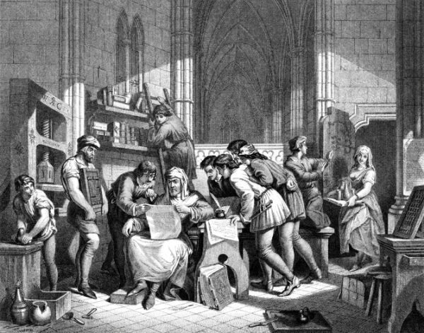 literatura-siglo-xv-impresion-istock